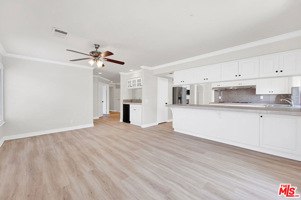 5532 Angelus Avenue - Photo 4