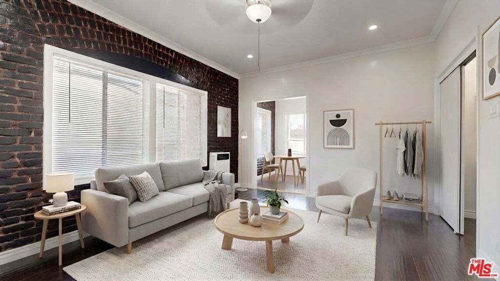 738 New Hampshire Avenue - Photo 1