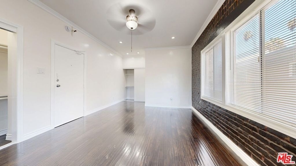 738 New Hampshire Avenue - Photo 11