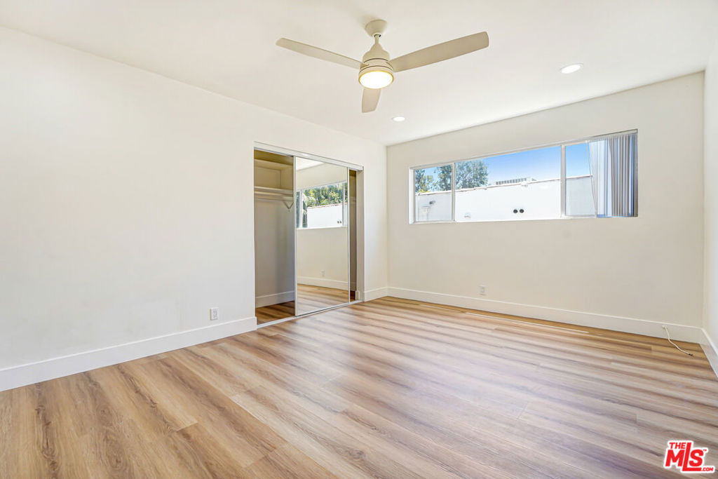 8208 Romaine Street - Photo 5