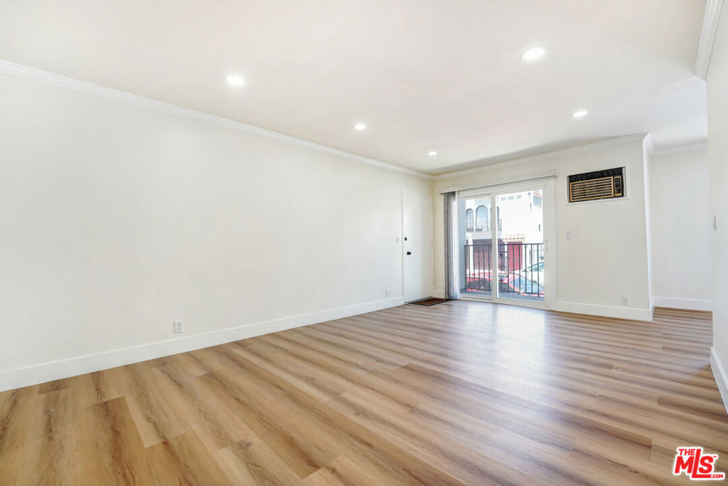 8208 Romaine Street - Photo 1
