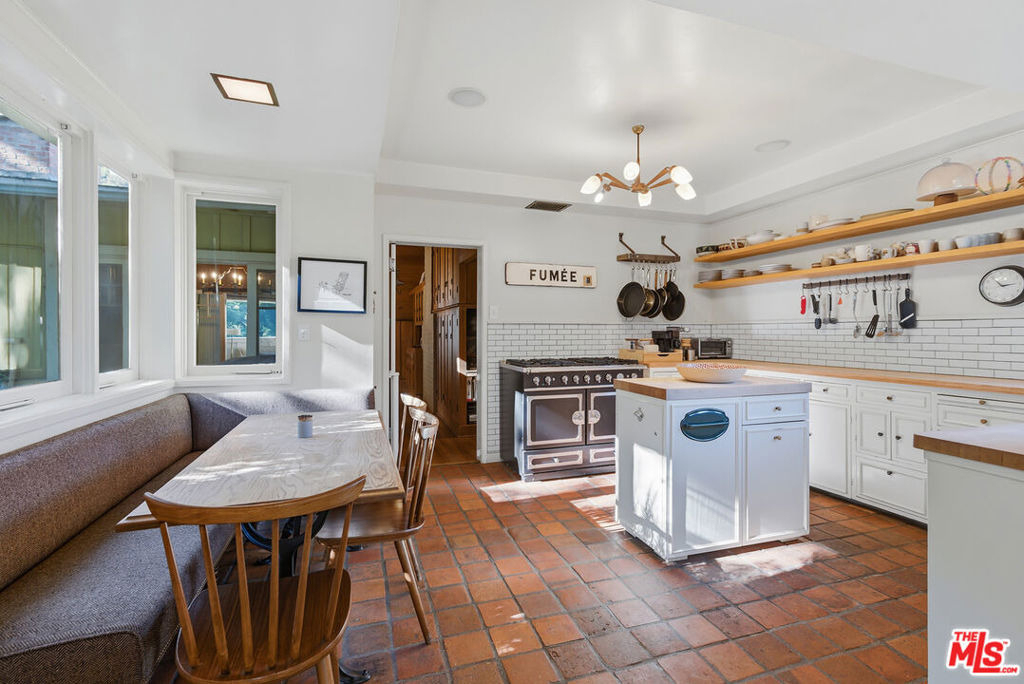 2049 Oakstone Way - Photo 3