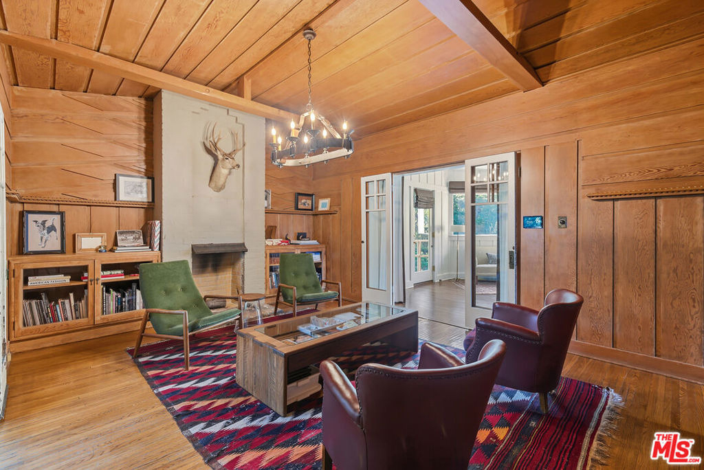 2049 Oakstone Way - Photo 4