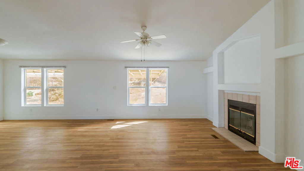 25120 Charina Lane - Photo 4