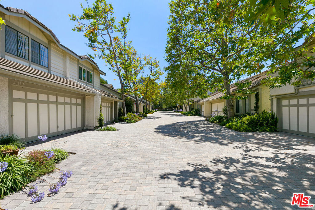 6515 Dume Drive - Photo 23