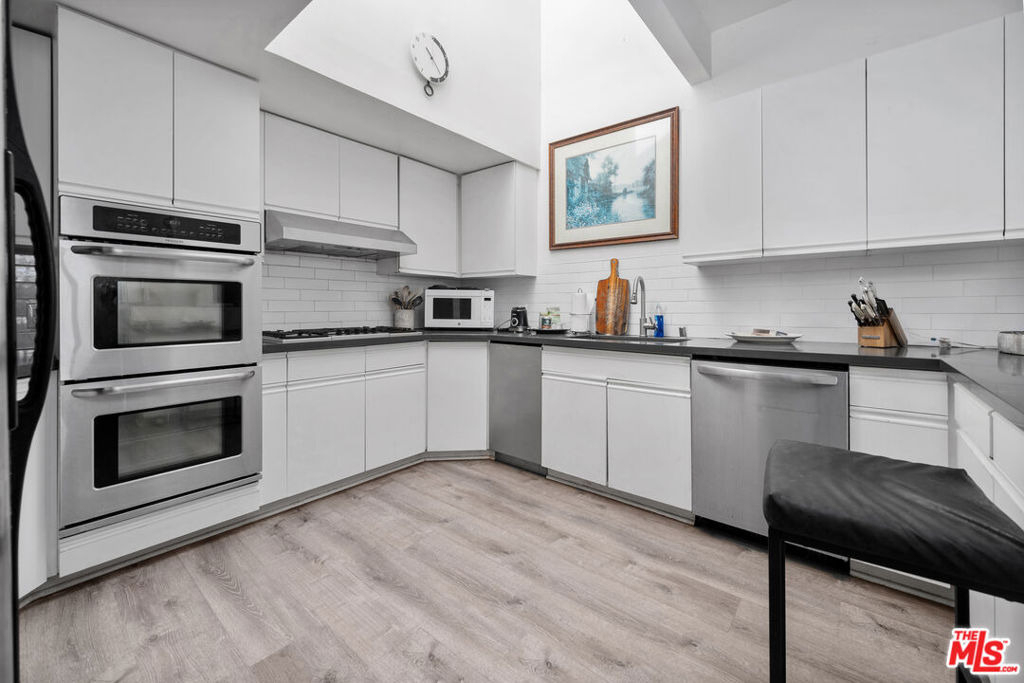 31240 Bailard Road - Photo 4