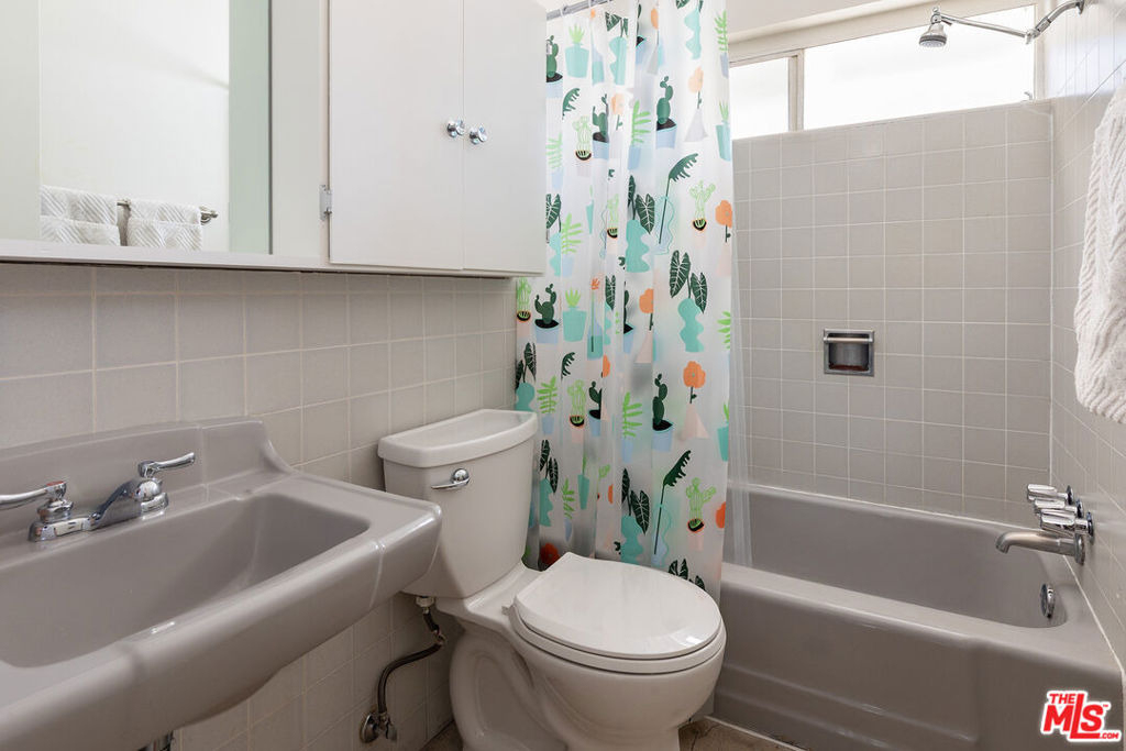 6283 Lubao Avenue - Photo 20