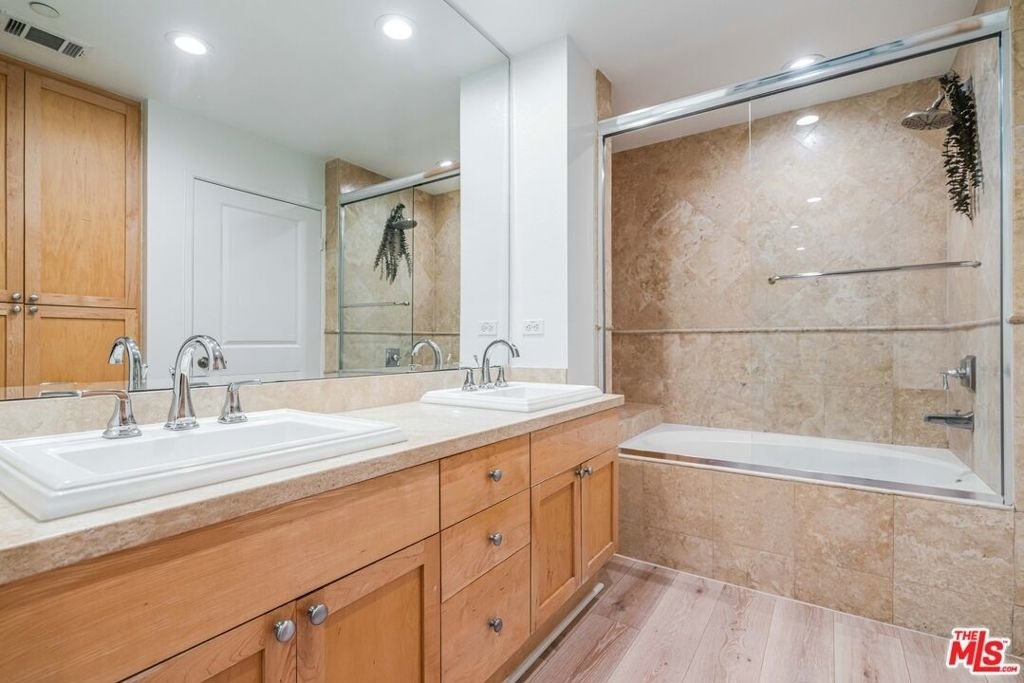 5625 Crescent Park - Photo 15