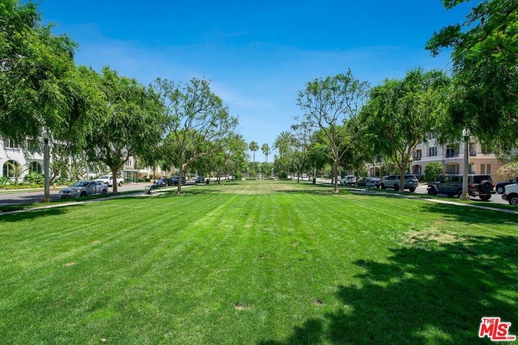 5625 Crescent Park - Photo 21