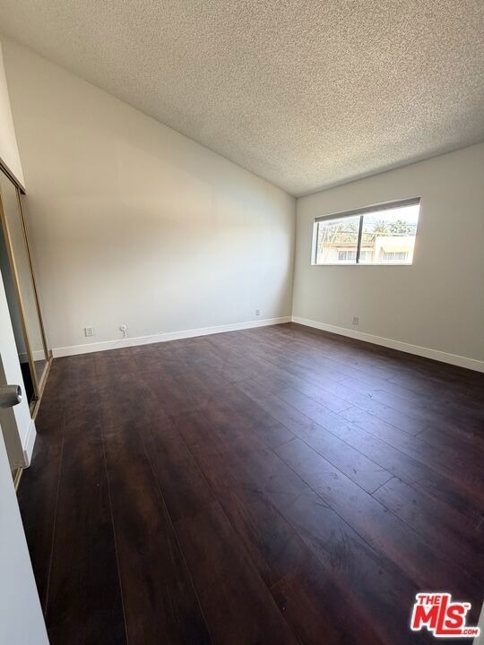 2809 Montrose Avenue - Photo 29