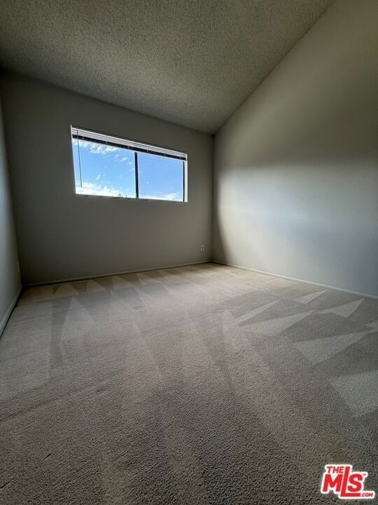 2809 Montrose Avenue - Photo 23