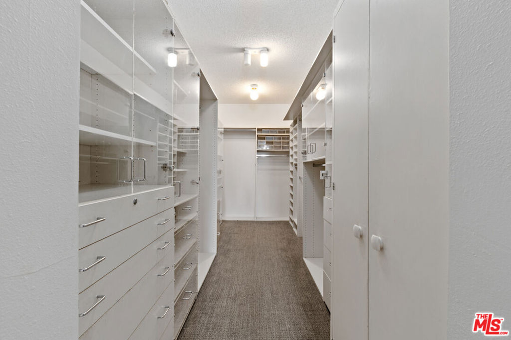 1830 Westholme Avenue - Photo 15