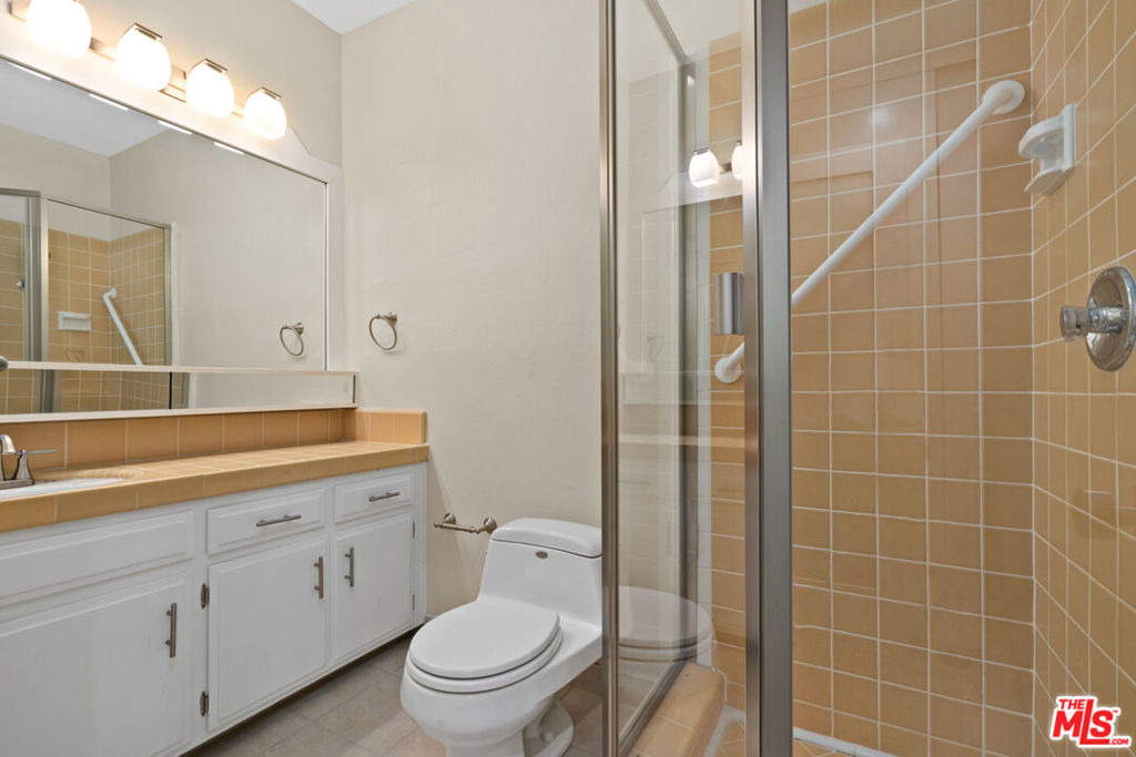 1830 Westholme Avenue - Photo 20