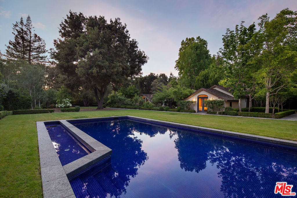 74 Atherton Avenue - Photo 2