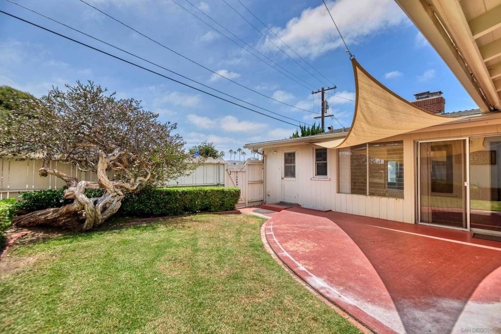 8405 Paseo Del Ocaso - Photo 21