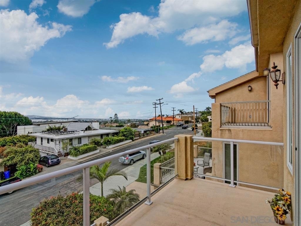 1820 Malden Street - Photo 3