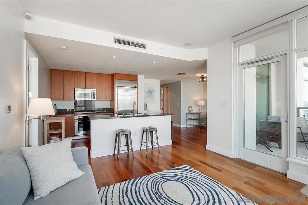 1205 Pacific Hwy - Photo 3