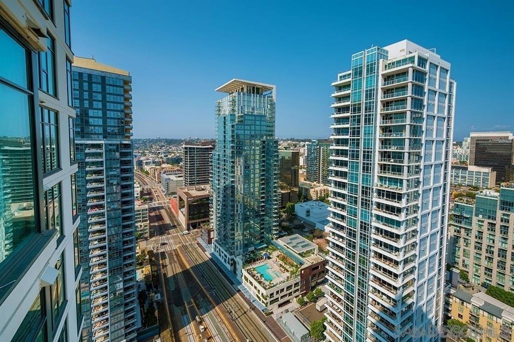 1205 Pacific Hwy - Photo 2