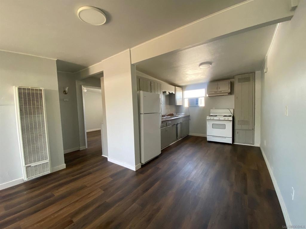 532 N 1st St - Photo 3