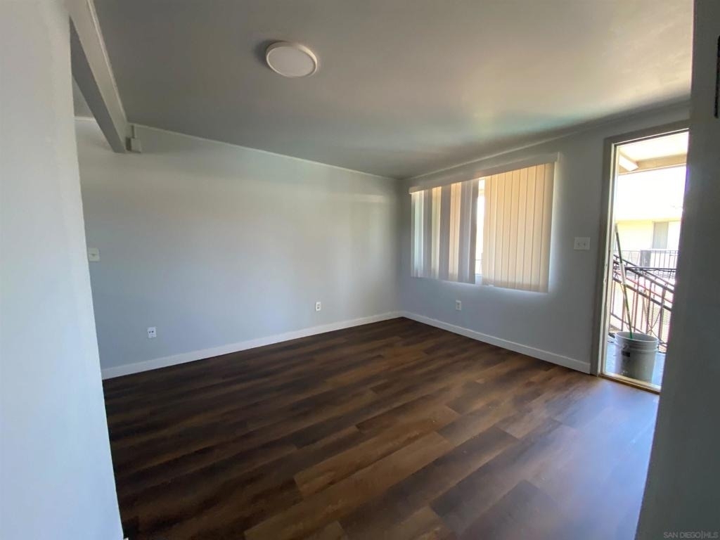 532 N 1st St - Photo 2