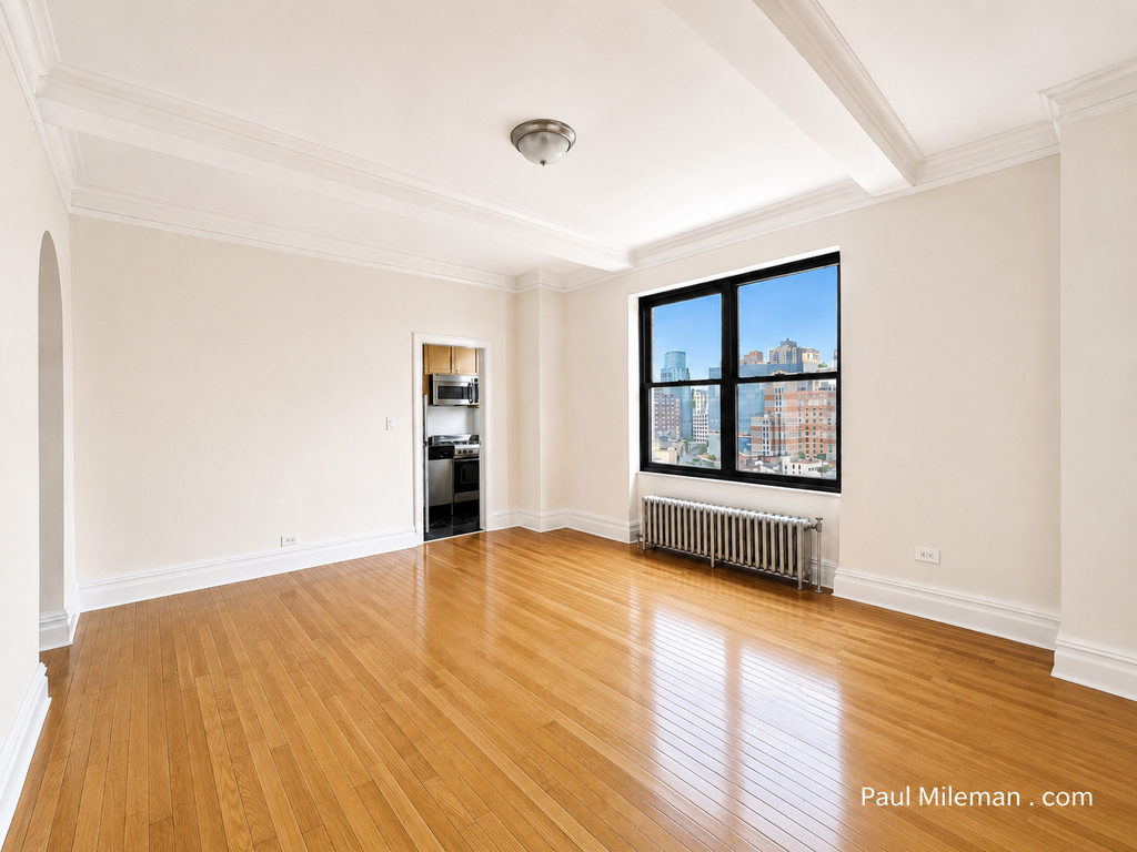 11th Street & 2nd Avenue - Photo 0