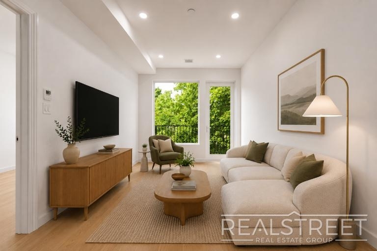 1469 Dean St - Photo 0