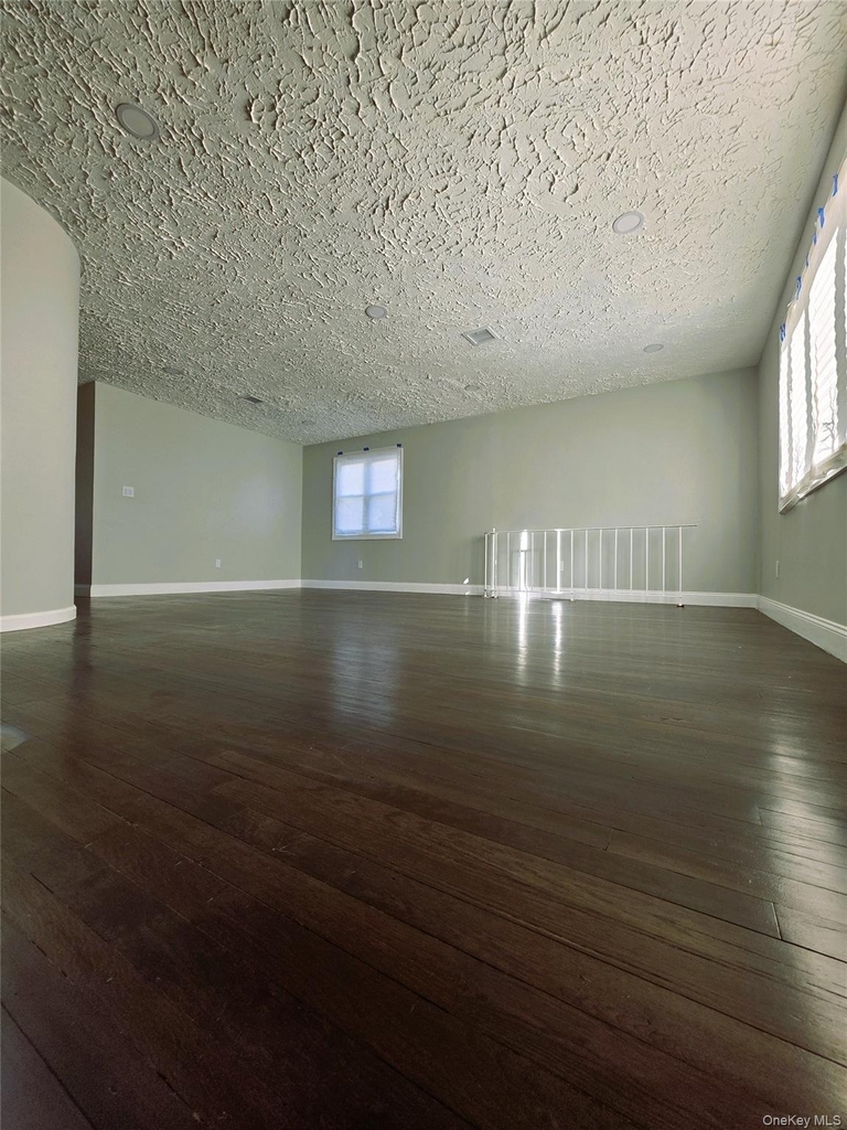 1334 Connetquot Avenue - Photo 7