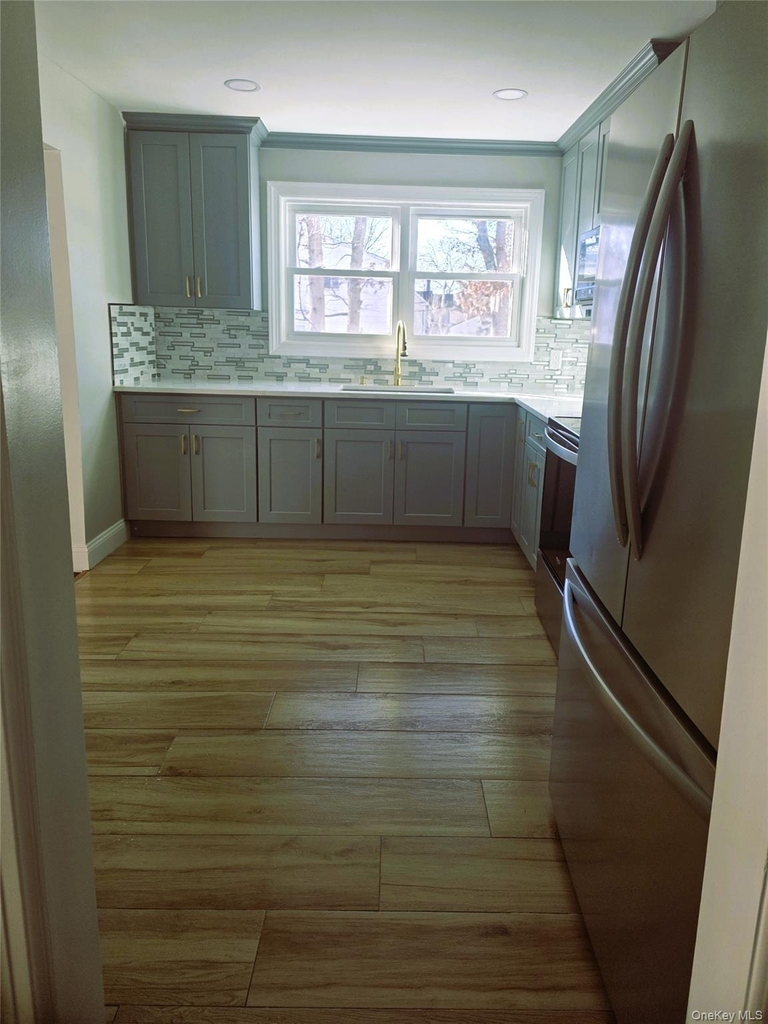 1334 Connetquot Avenue - Photo 5