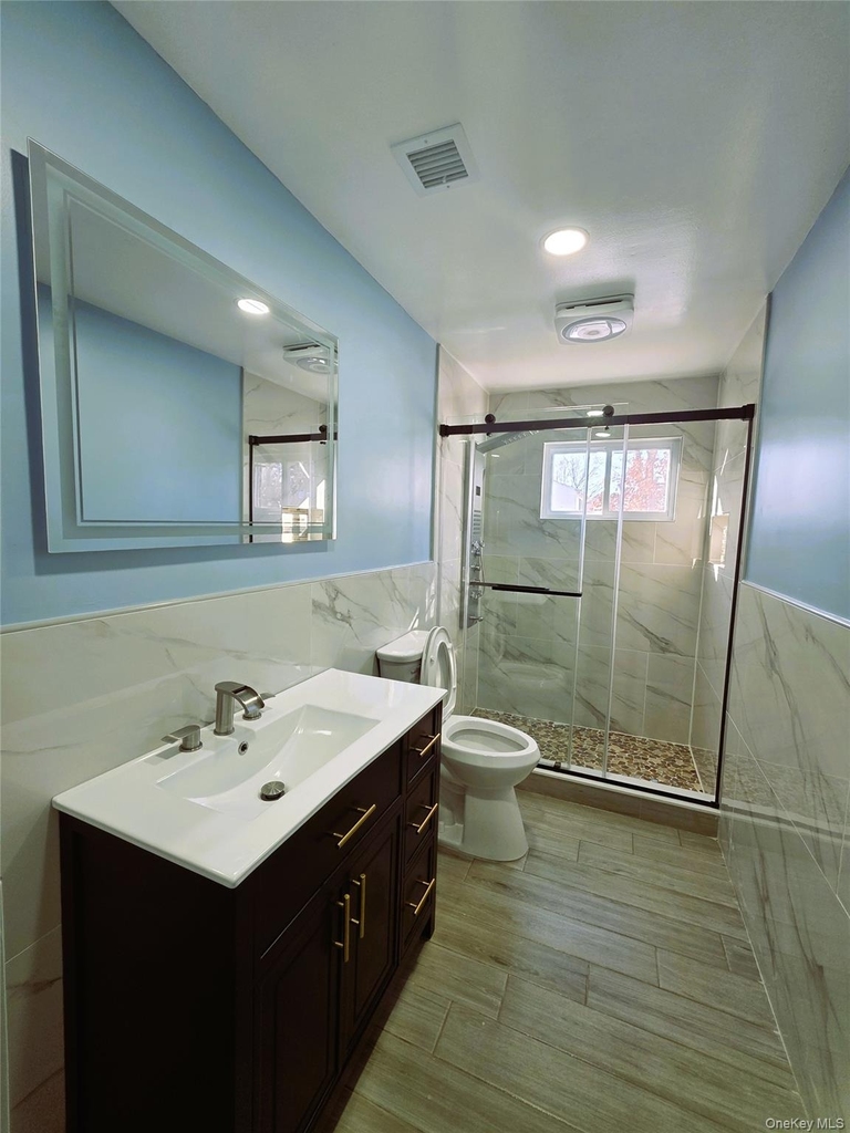1334 Connetquot Avenue - Photo 10