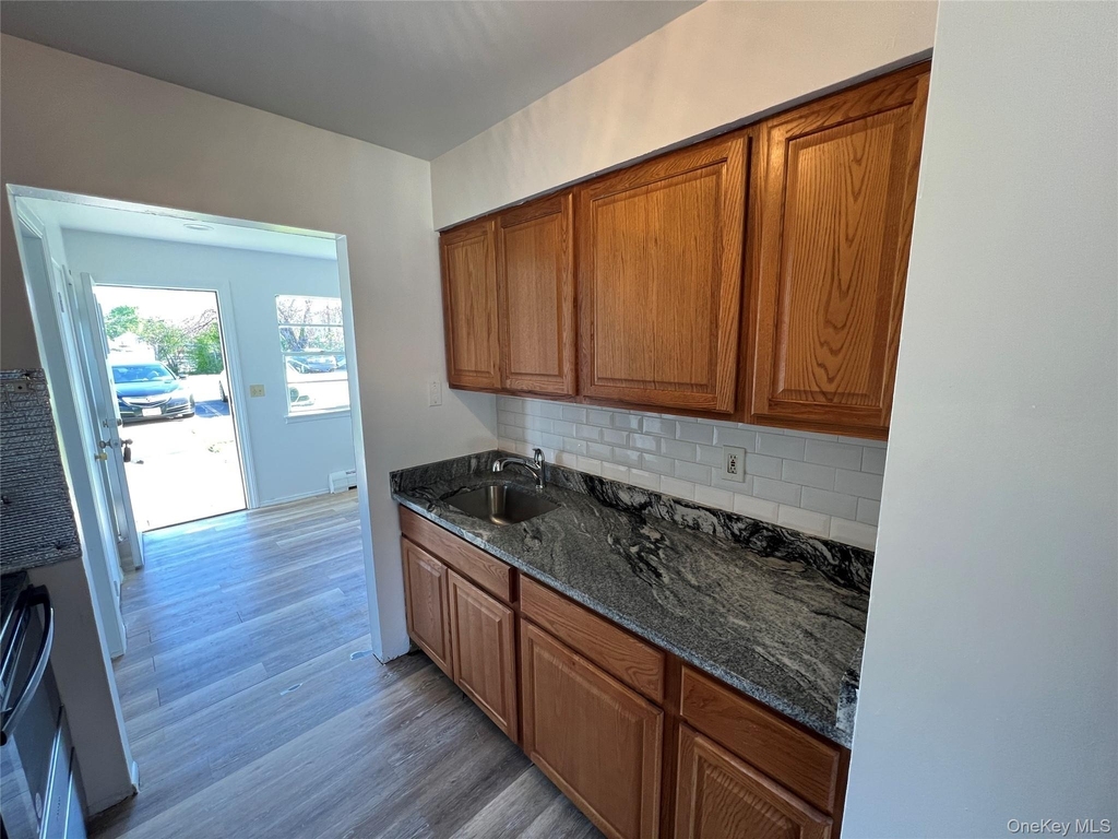 27 Lexington Lane - Photo 4