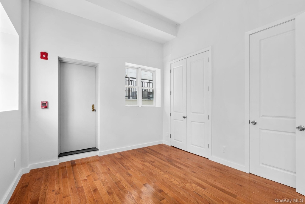 99 Main Street - Photo 7