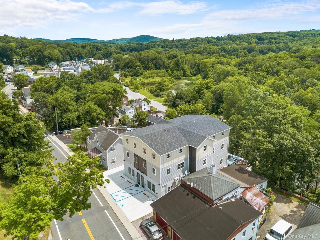 99 Main Street - Photo 16