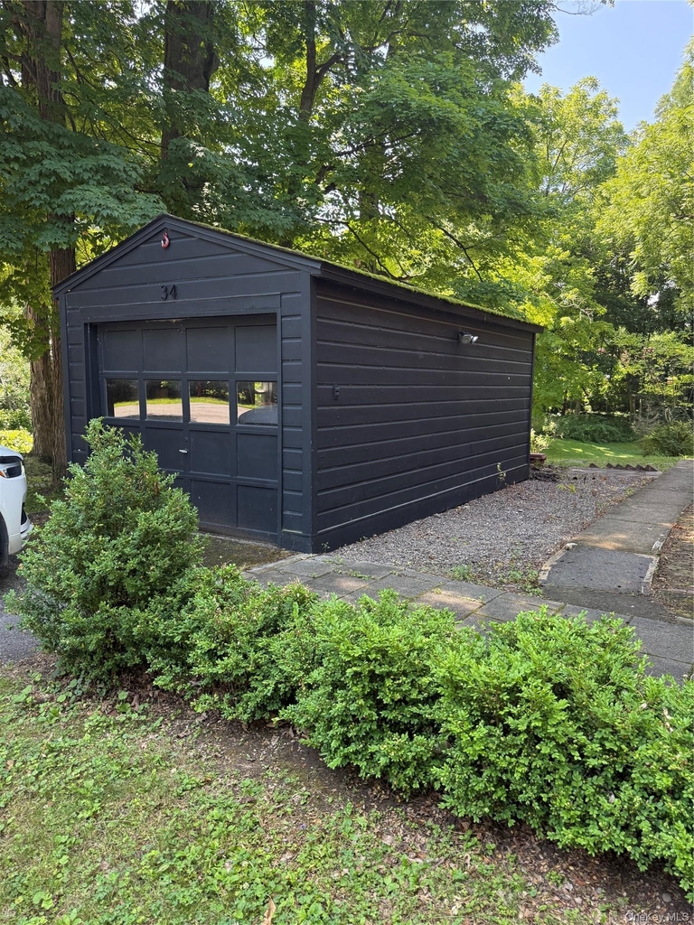 34 Garden Street - Photo 3