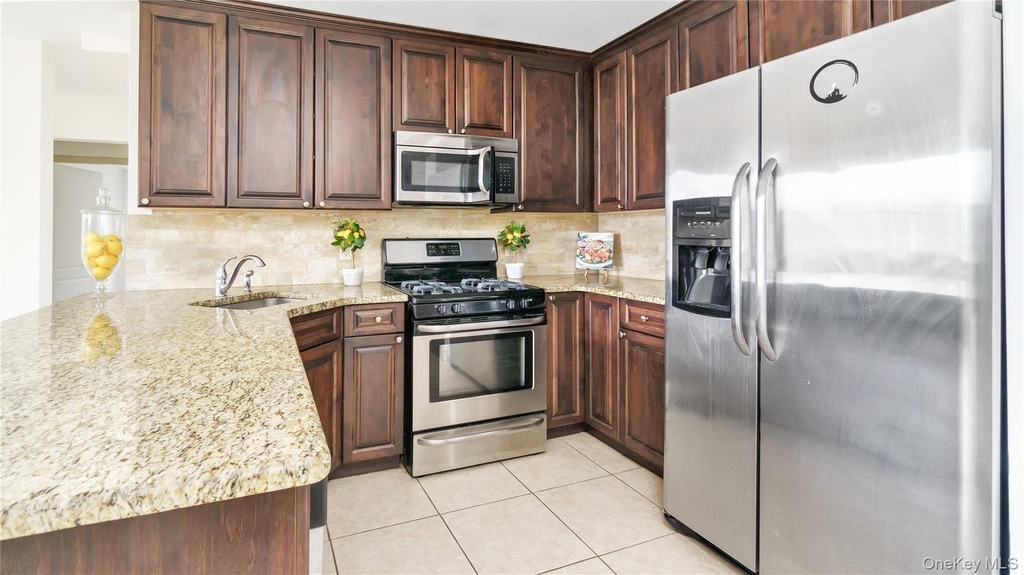 200 Carney Street - Photo 4