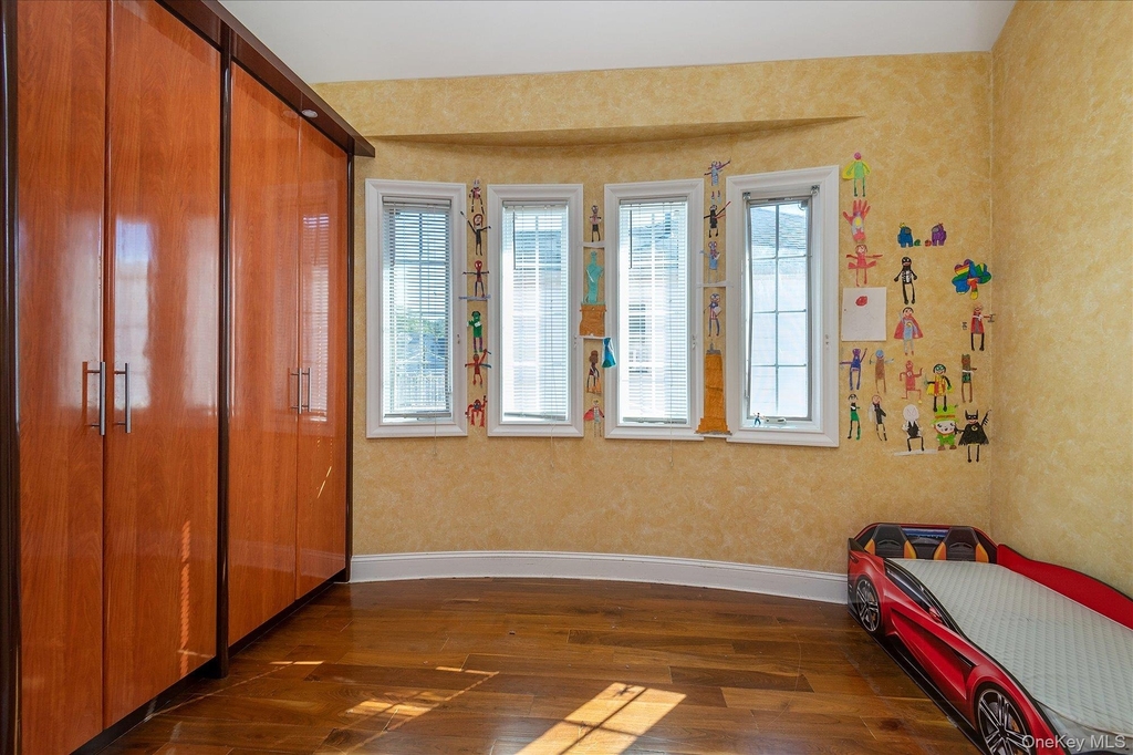 81-03 192 Street - Photo 20