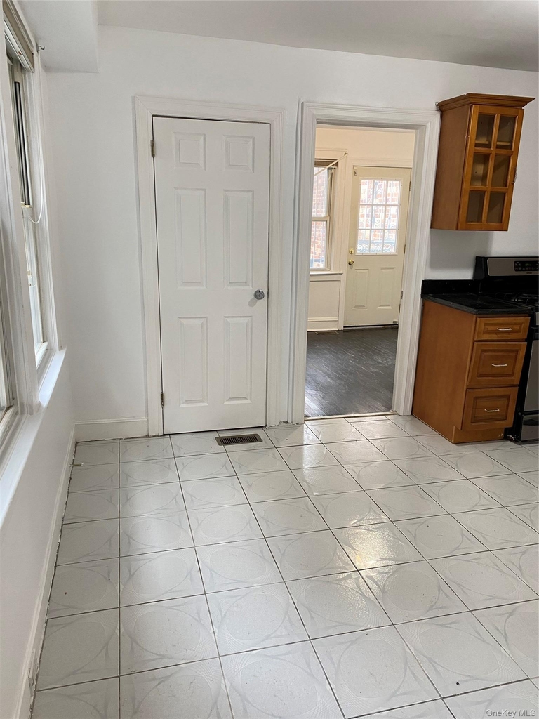 84-59 126th Street - Photo 11