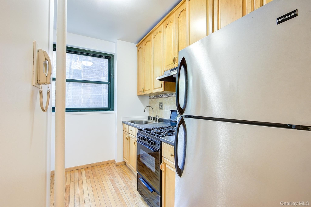 34-40 79th Street - Photo 8