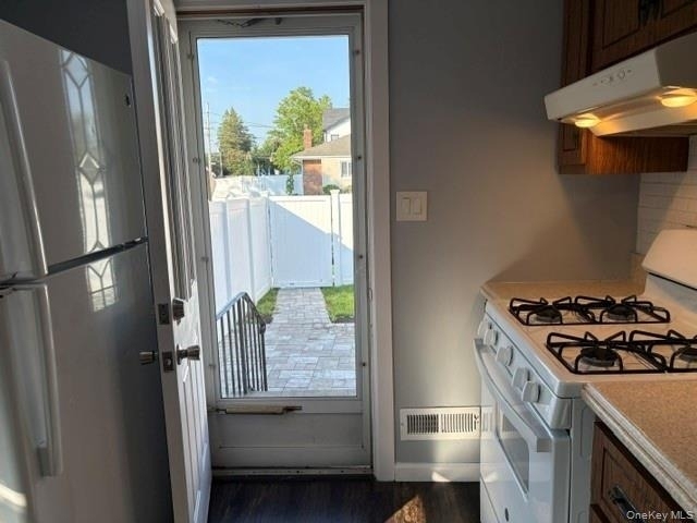 266 Central Park Road - Photo 8