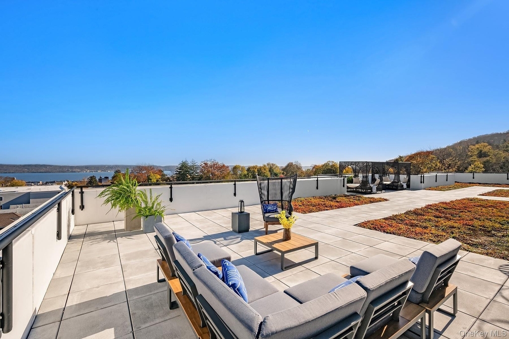 7 S Highland Avenue - Photo 11