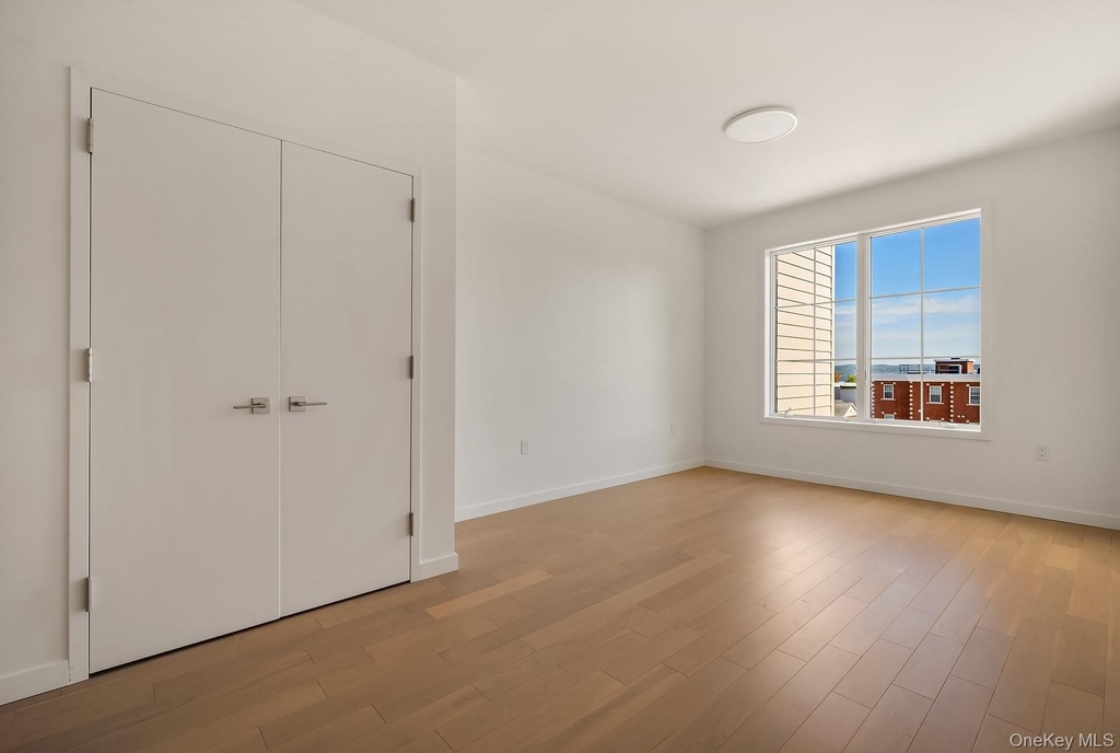 7 S Highland Avenue - Photo 2