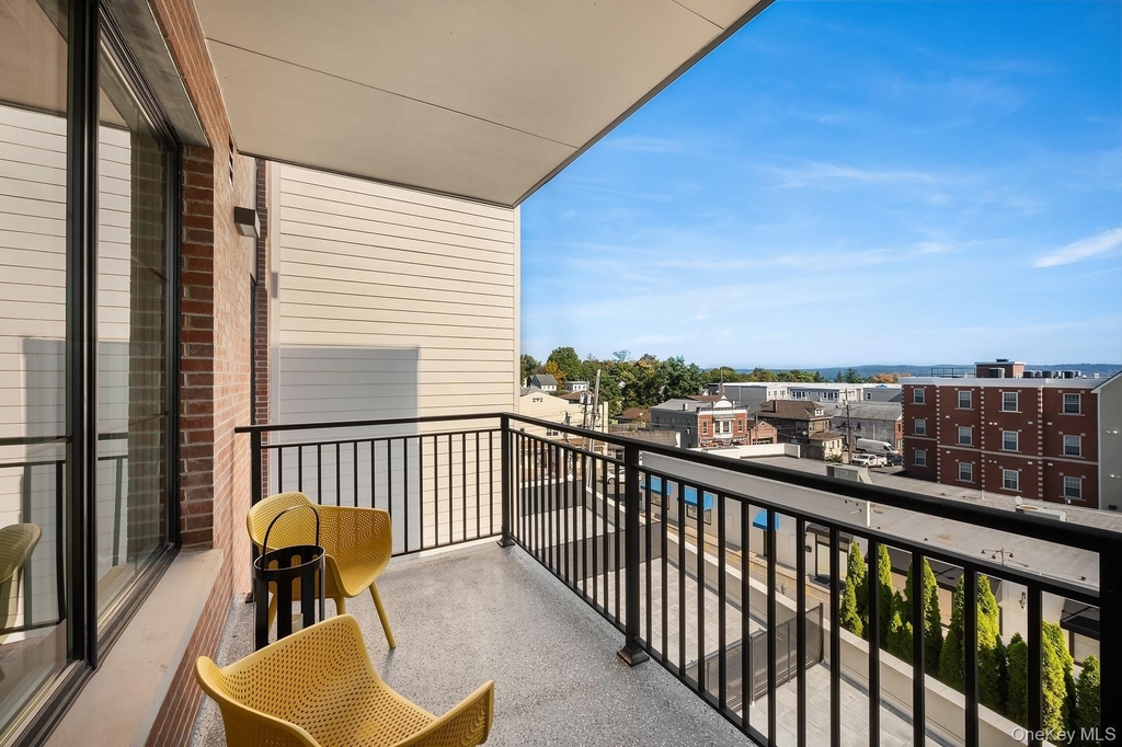 7 S Highland Avenue - Photo 11