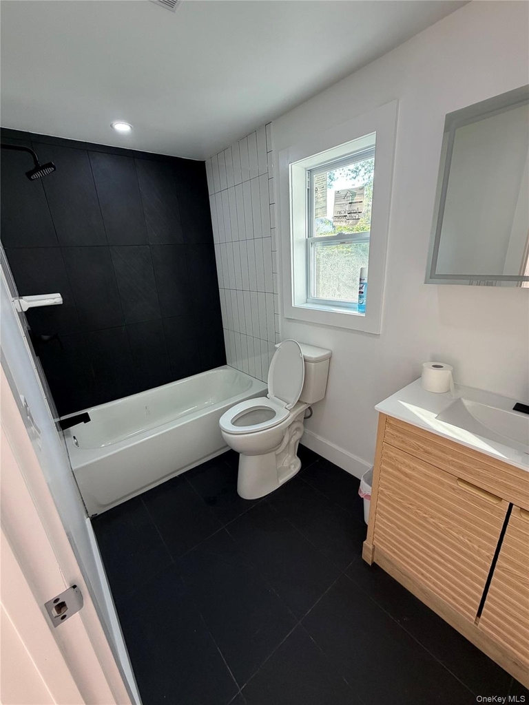 227 N Railroad Avenue - Photo 4