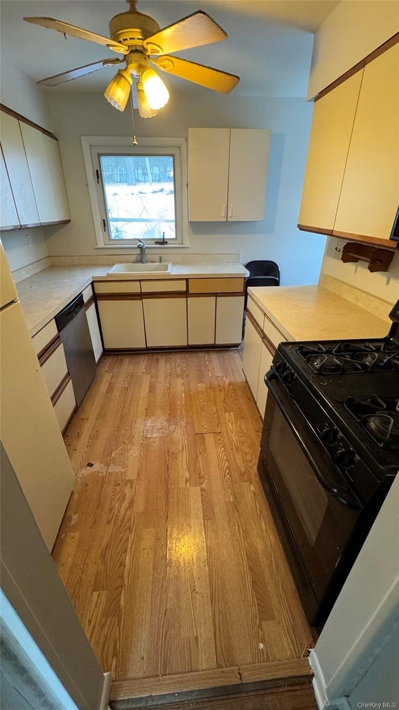 19 Chestnut Street - Photo 11