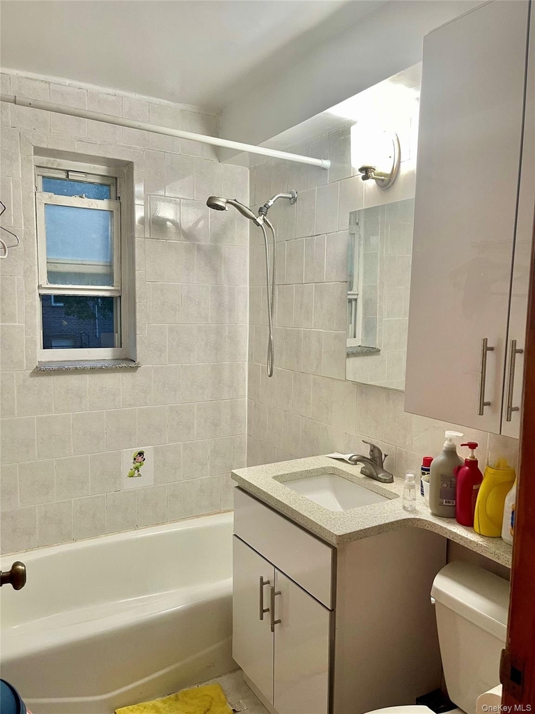 11121 66th Ave - Photo 5