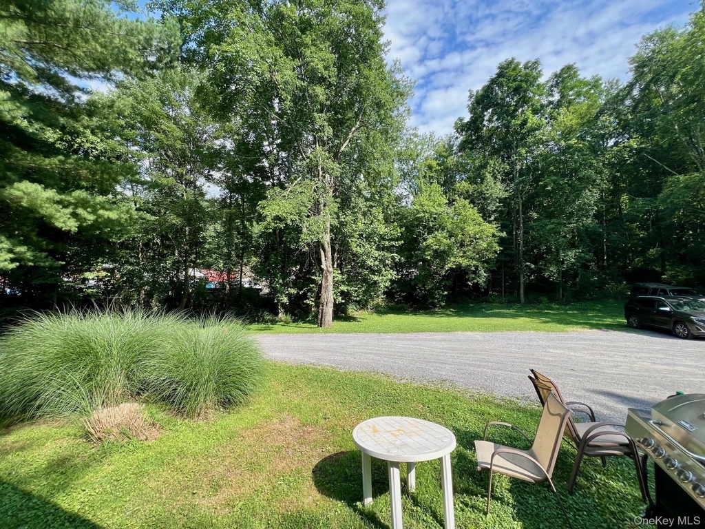286 Crum Elbow Road - Photo 14