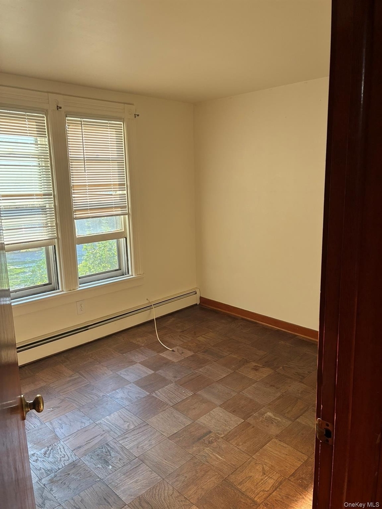 28 Rose Street - Photo 4