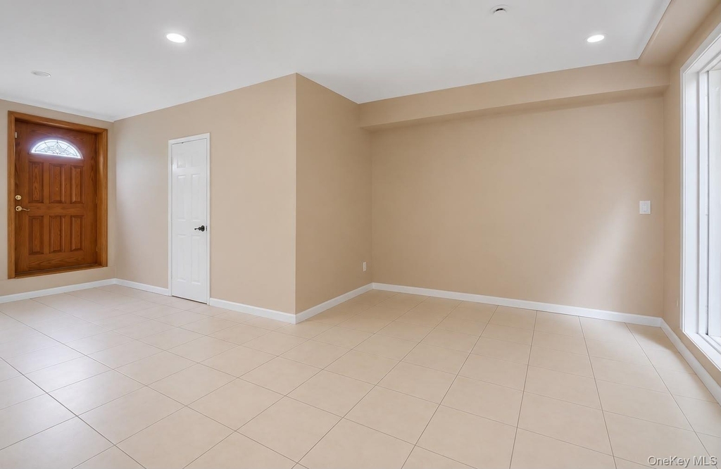 25 Round Hill Road - Photo 10