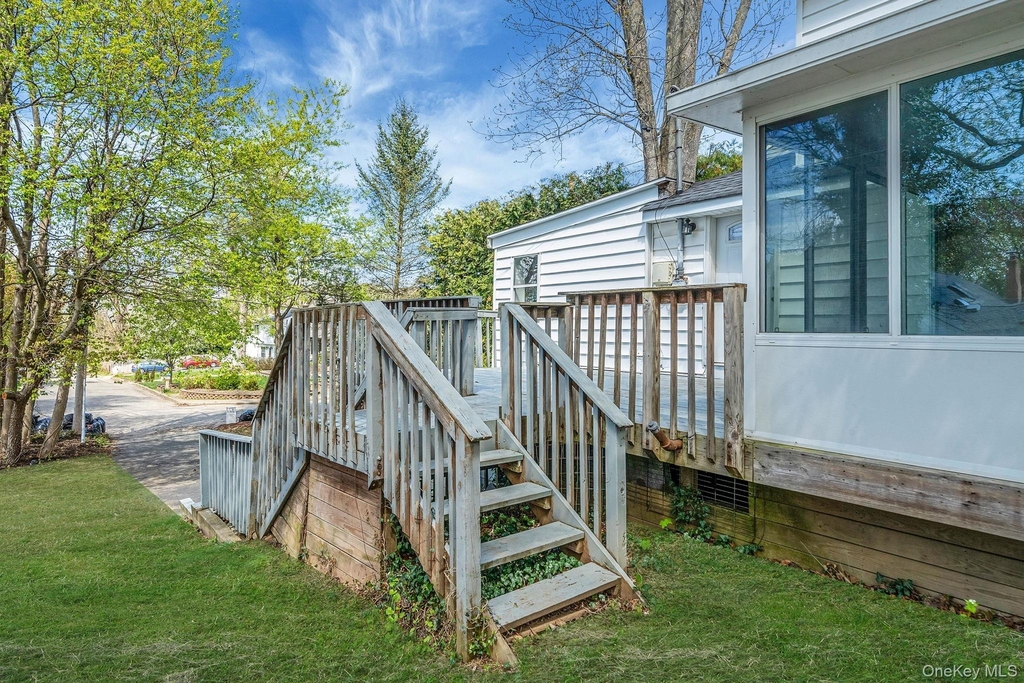 93 Maple Road - Photo 8