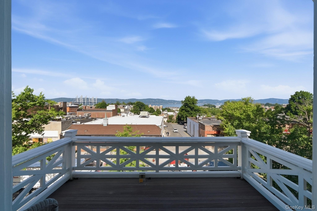 54 N Broadway - Photo 16