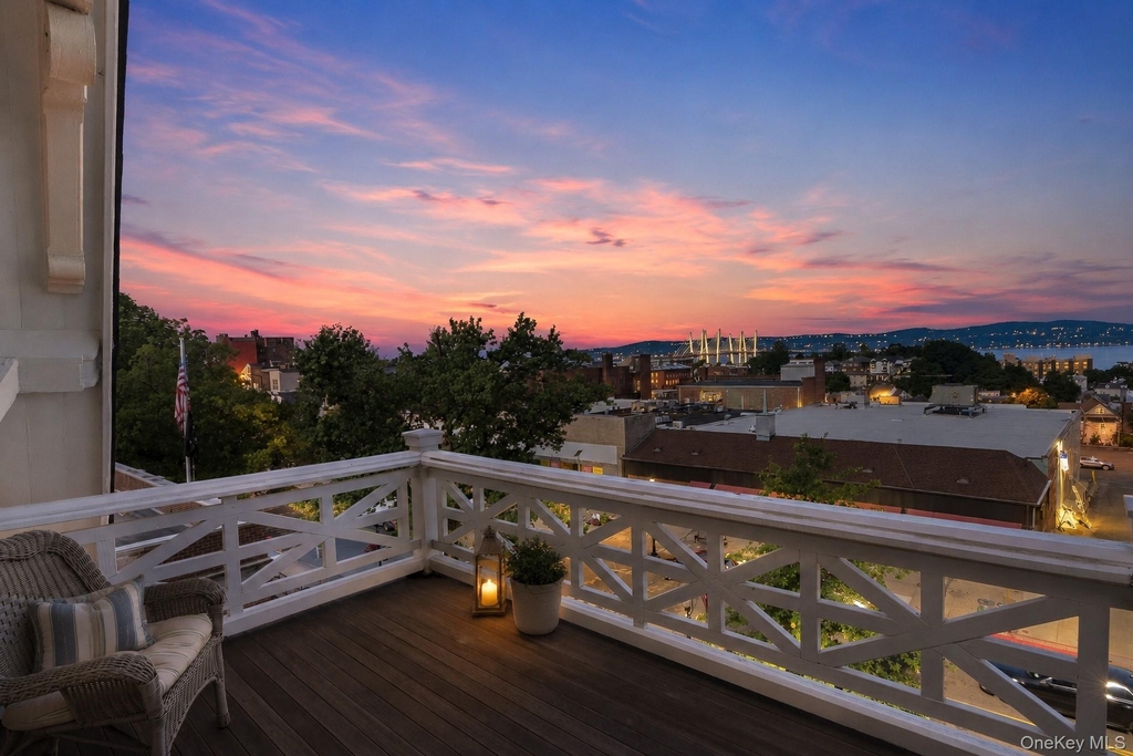 54 N Broadway - Photo 5